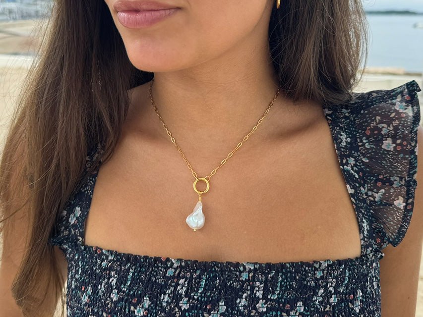 Baroque Pearl Pendant