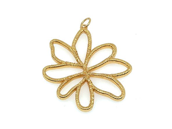 Arty Flower Pendant
