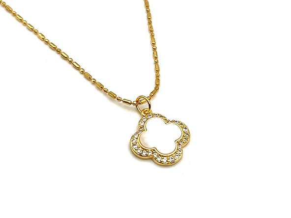 Quatrefoil Mother of Pearl Pendant