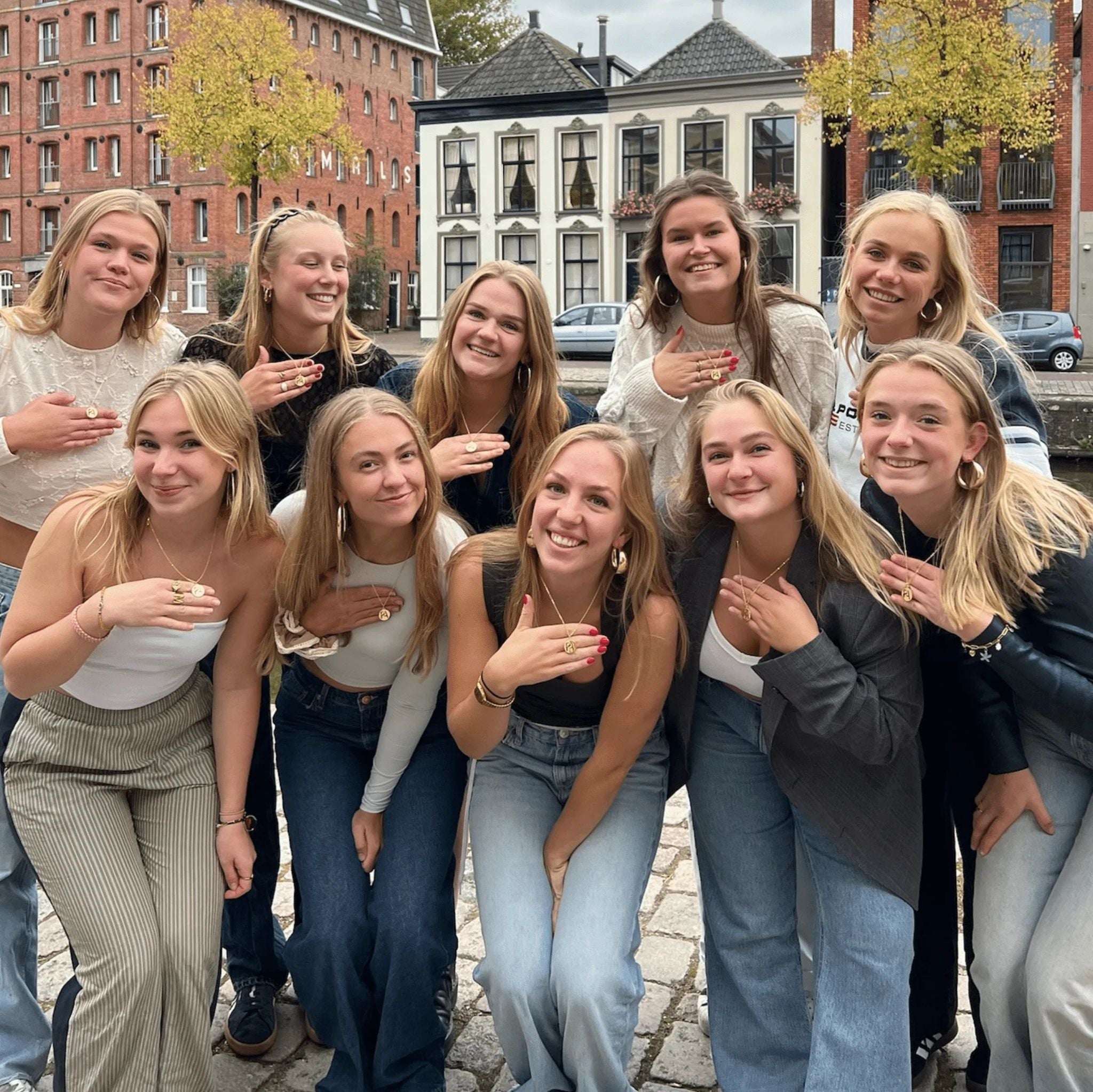 The Art of Jewelry Storytelling: Creating Personal Narratives Through Accessories