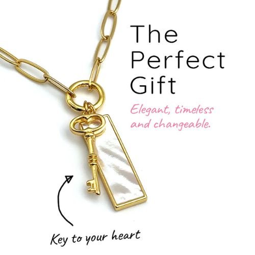 The Key to Her Heart Necklace Gift Set: A Love Story in Jewelry Form