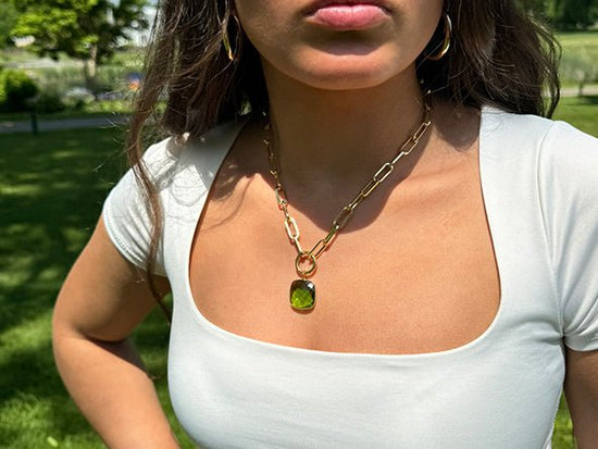 Peridot Green Infinity | Square | LINK, design your own