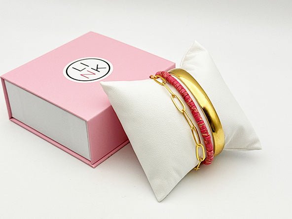 Bold Elegant Radiant Bracelet Set | Pink