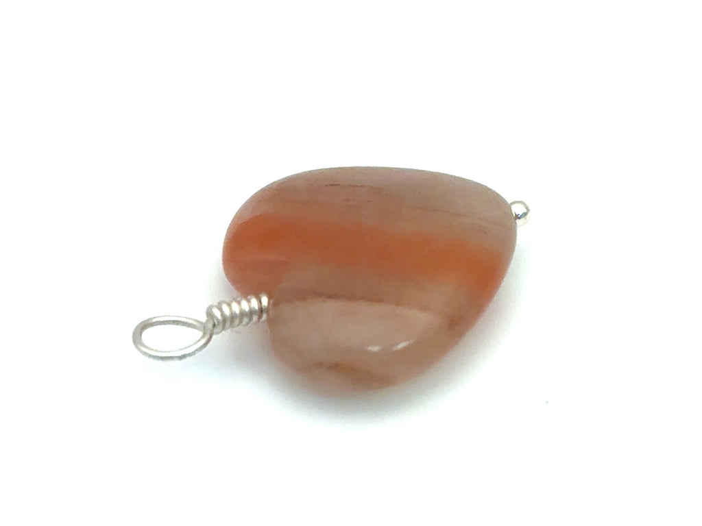 Vintage | Peach Jade Heart Pendant