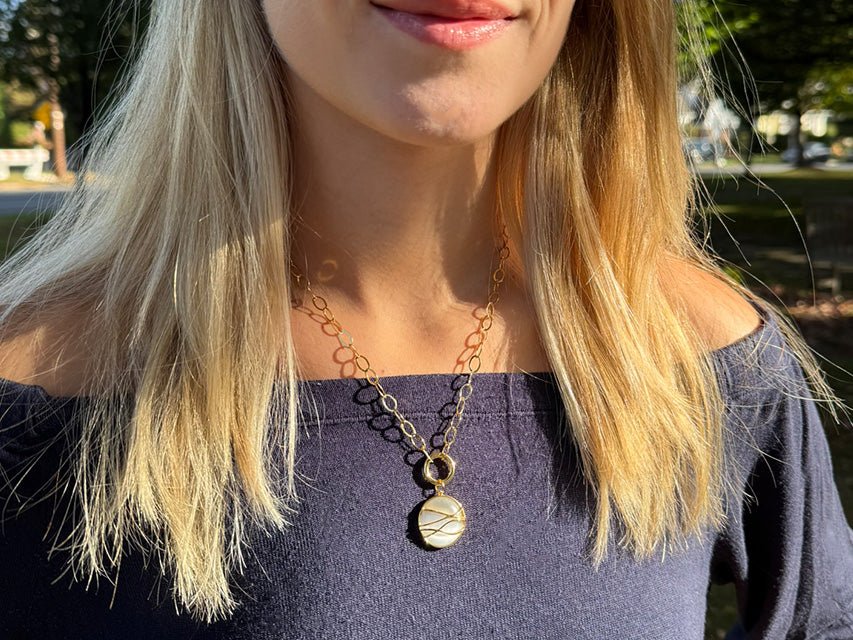 Exquisite Almond Chain