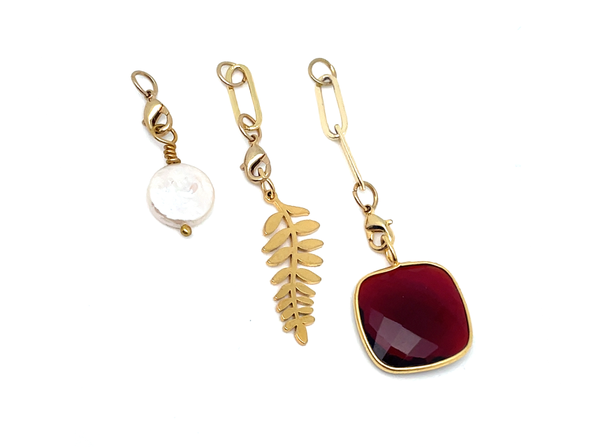 Palm Coin Pearl Garnet Stone Set